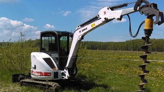 Аренда экскаватора погрузчика с ямобуром в Ступино цена от 1582 руб